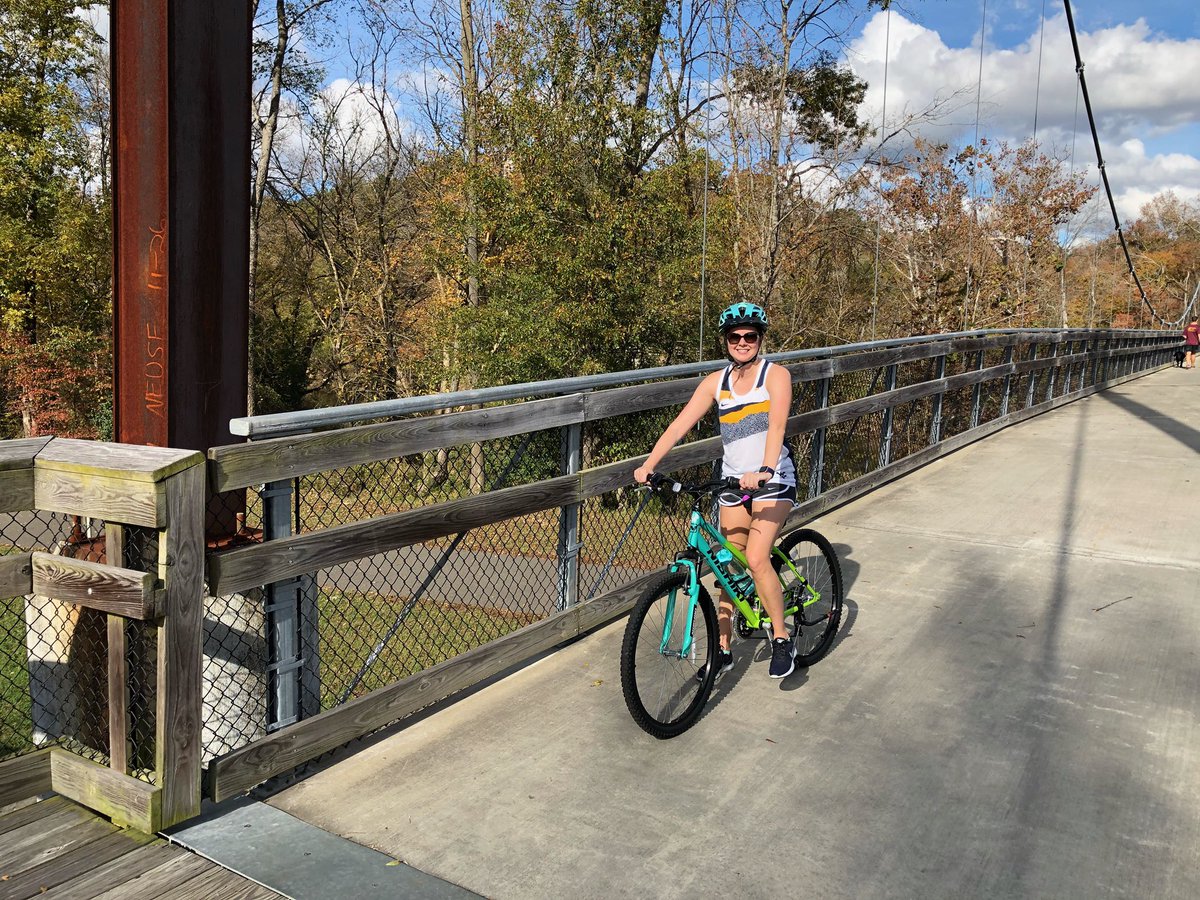 MrsWalrodSci's tweet photo. A 10 mile bike ride to get ready for the week ahead. Can’t wait to see some of my students in the morning! 🤗 #pantherproud #ddmsbuzz @healthywake https://t.co/FsQ9N47GeK