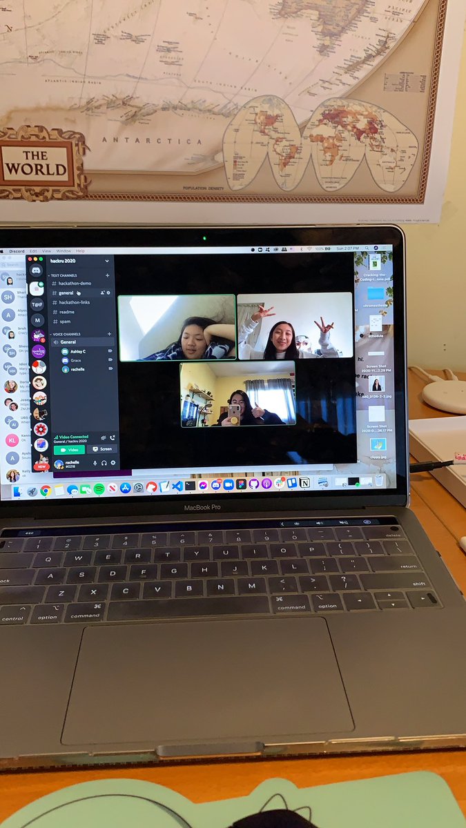 rachellecha2's tweet photo. #HackRUF20 #HackAllKnight we created a discord bot!! https://t.co/K5bjFu3gH3