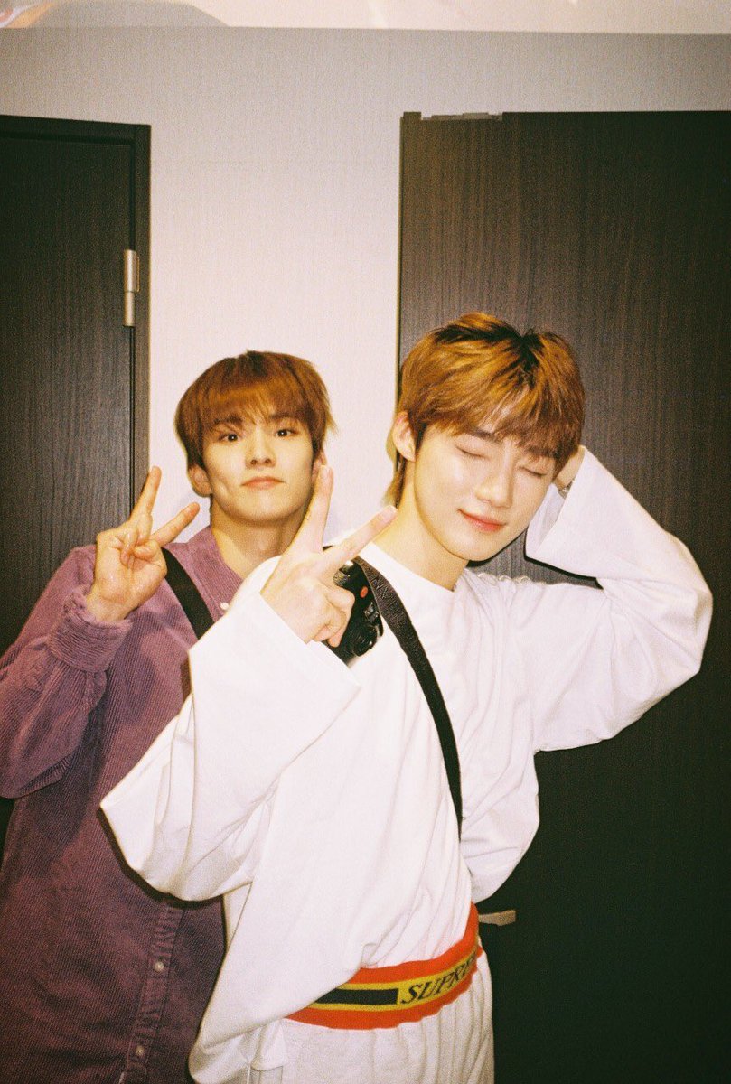 sunricnyukyu's tweet image. hello!
this is a new acc for tbz&apos;s chaotic besties and soulmates sunric &amp;amp; nyukyu, I&apos;ll be posting about the four of them daily so kindly rt this and follow for a sunricnyukyu content ,thank you! ·͜·♡