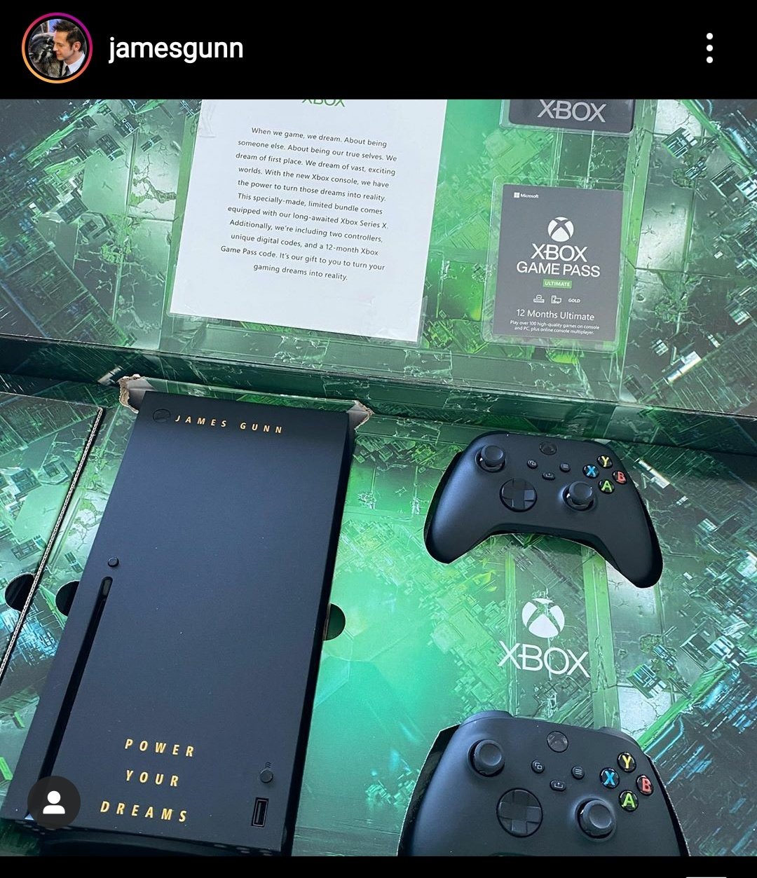 EmUv2--XEAE0jJZ?format=jpg&name=large