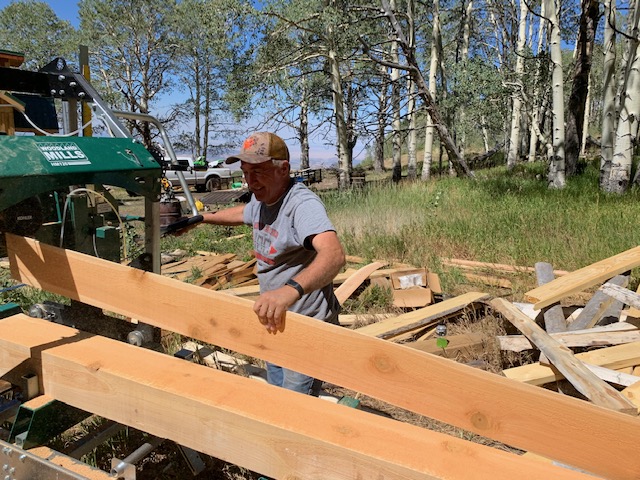 WoodlandMills's tweet photo. Here is a saddle stand that we made with some aspen on our property. We enjoy our HM126 sawmill! Burke
#saddlestand #sawmill #lumber #woodwork #diy https://t.co/9ha4OODdAI