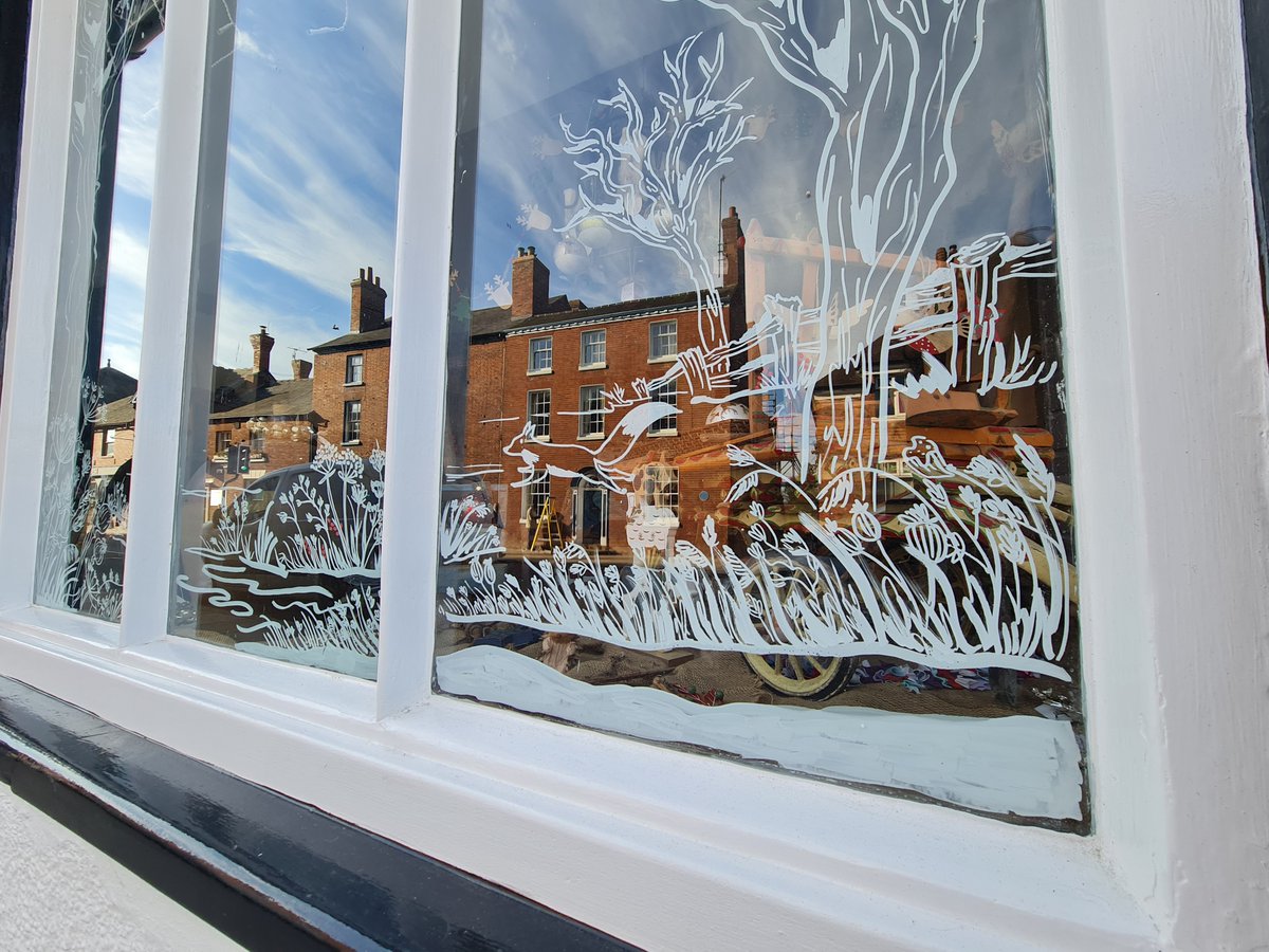 HannahChumbley's tweet photo. First illustrated Christmas shop window drawn last week before the start of lockdown 2.0 
This one is for a gift shop in the market town of Tenbury Wells. 
#illustrated #windowdresser #windowdressing #christmaswindow #illustrationart #illustratedwindow #handdrawn #posca https://t.co/n7S9E1aDdw