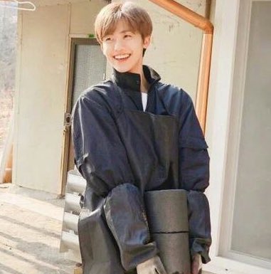 mfalwons's tweet photo. na jaemin got casted by an sm staff during a volunteer work. jaemin who wants to be a surgeon to help &amp; save lives. jaemin went to a unicef event &amp; spent time with kids. jaemin who’s always sweet, considerate &amp; sents long messages to nctzens. that’s the real na jaemin. 
#JAEMIN https://t.co/MeCMd0TZ33