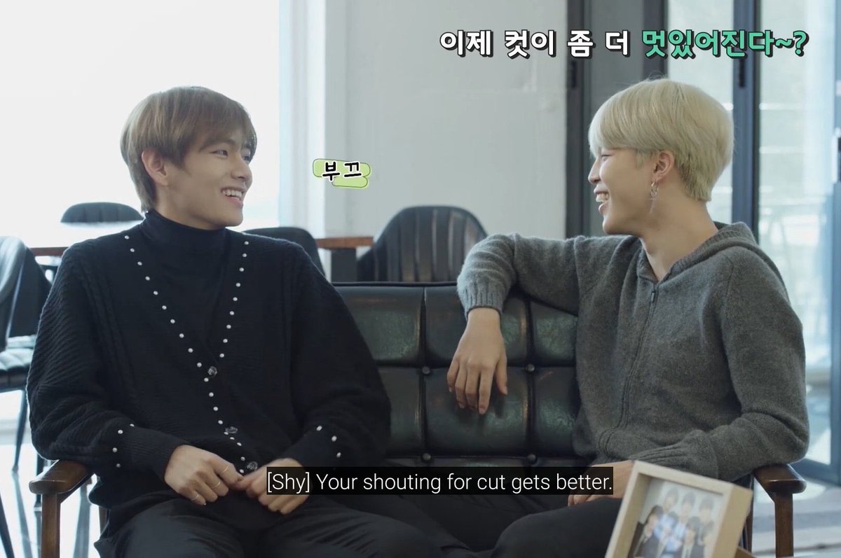 taehyung does anything and jimin praises him for it