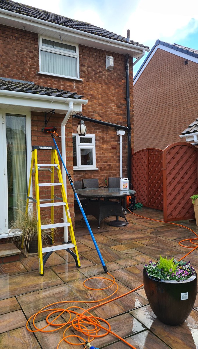 We're Handy tweet media