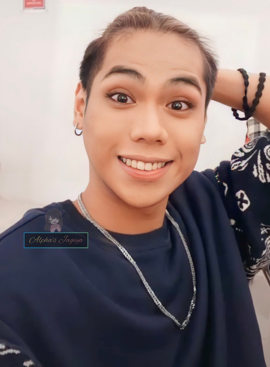 EngineerNiAlpha's tweet photo. Our beautiful sunshine. 🌞

@1stoneOfficial
#StreamOneDream https://t.co/CwExotMBHw