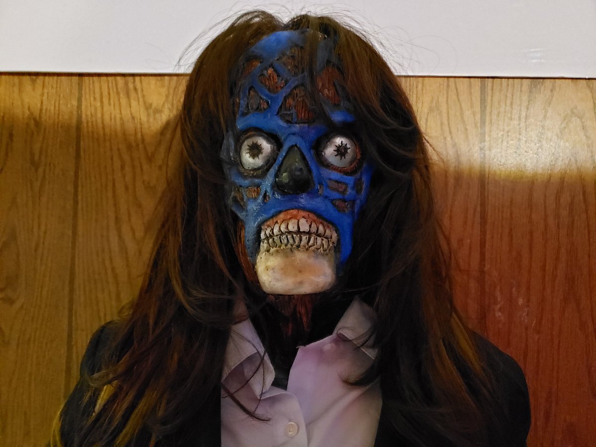 NerdOutWithMe's tweet photo. OBEY!
#TomDevlinsMonsterMuseum https://t.co/k9Hu2CQ50q