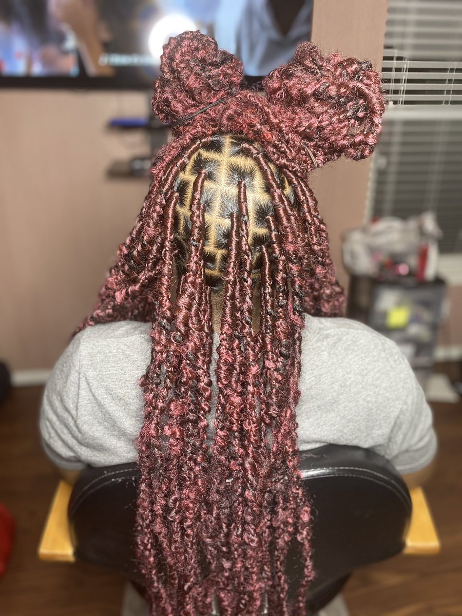 kaayd0ll_'s tweet photo. Island Locs by me 🦋 Book better Look Better 😘 #pvamu #txsu #houstonbraids #houstonknotlessbraids #houstonsoftlocs #houstonstylist #houstonboxbraids #houstontwist https://t.co/uNLCrQotZt