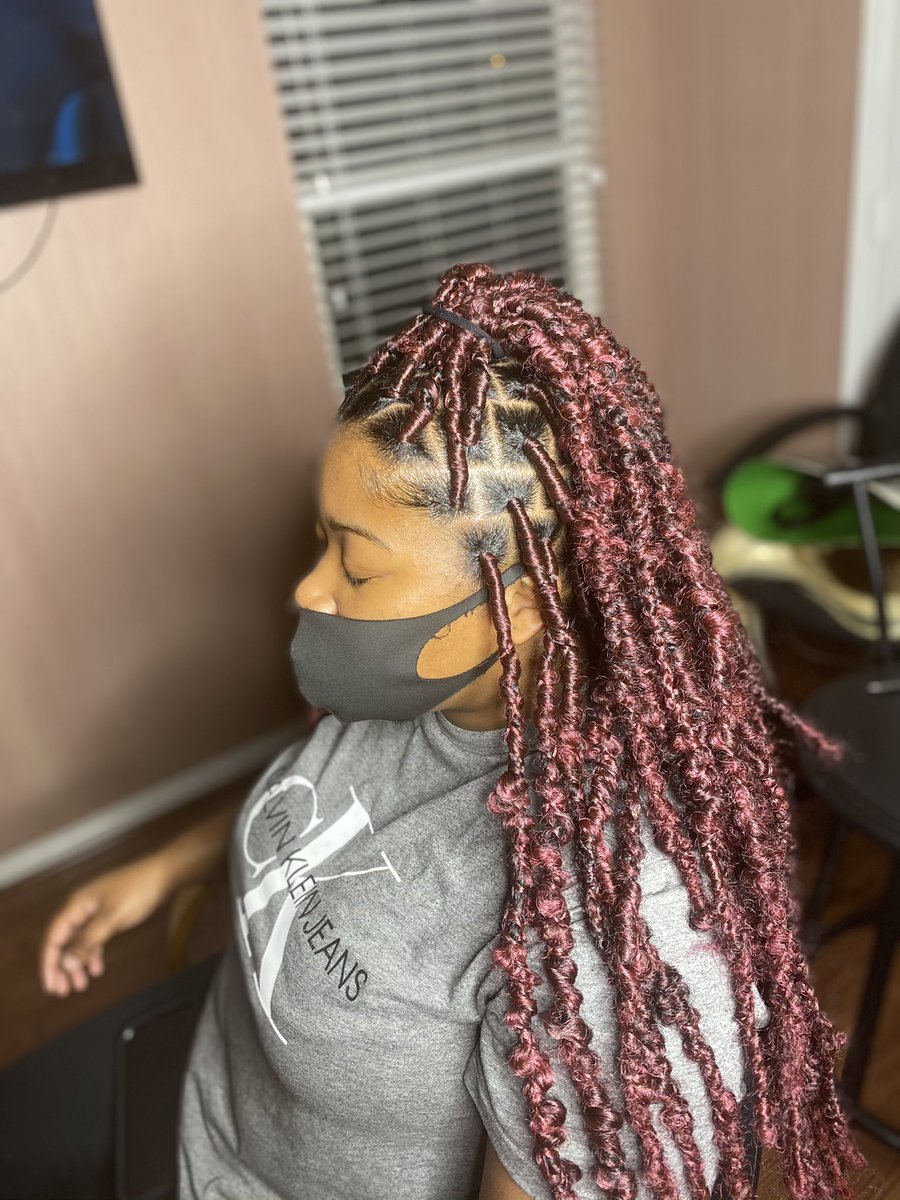 kaayd0ll_'s tweet photo. Island Locs by me 🦋 Book better Look Better 😘 #pvamu #txsu #houstonbraids #houstonknotlessbraids #houstonsoftlocs #houstonstylist #houstonboxbraids #houstontwist https://t.co/uNLCrQotZt