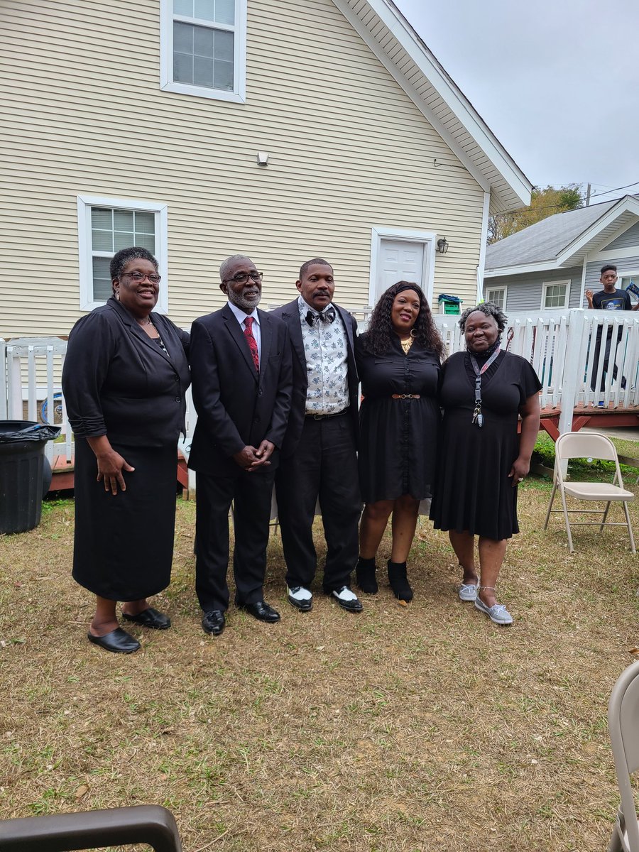 powerful0ne's tweet photo. Family affair https://t.co/1LAwNFdn7P