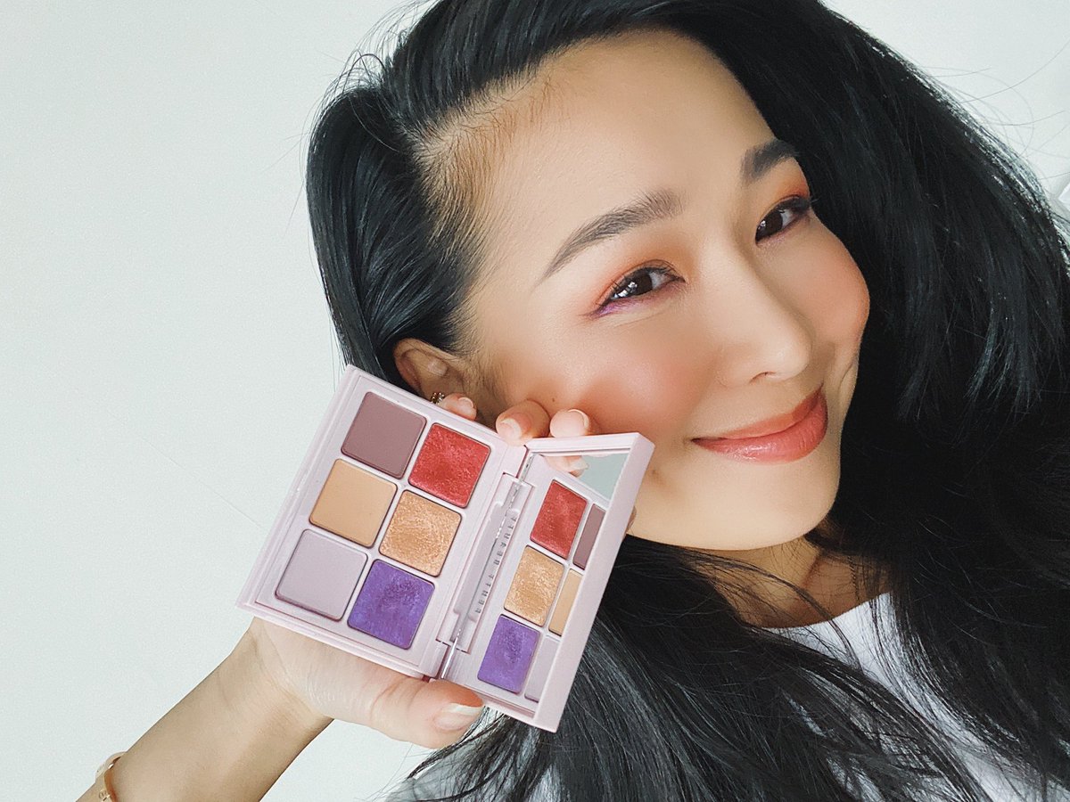 MsLing2's tweet photo. Happy Monday with Holo’daze Snap Shadows @fentybeauty 🧡💜❤️ สีสดใสฝุด ๆ 😃 
.
.
📍 @thaisephora @fentybeauty 
.
.
#fentybeautythailand #fentybeauty #fentysnapshadows #fentyholidaycollection #fentybeautysnapshadows #snapshadows #fentyholiday2020 https://t.co/0hvZKUJOtR