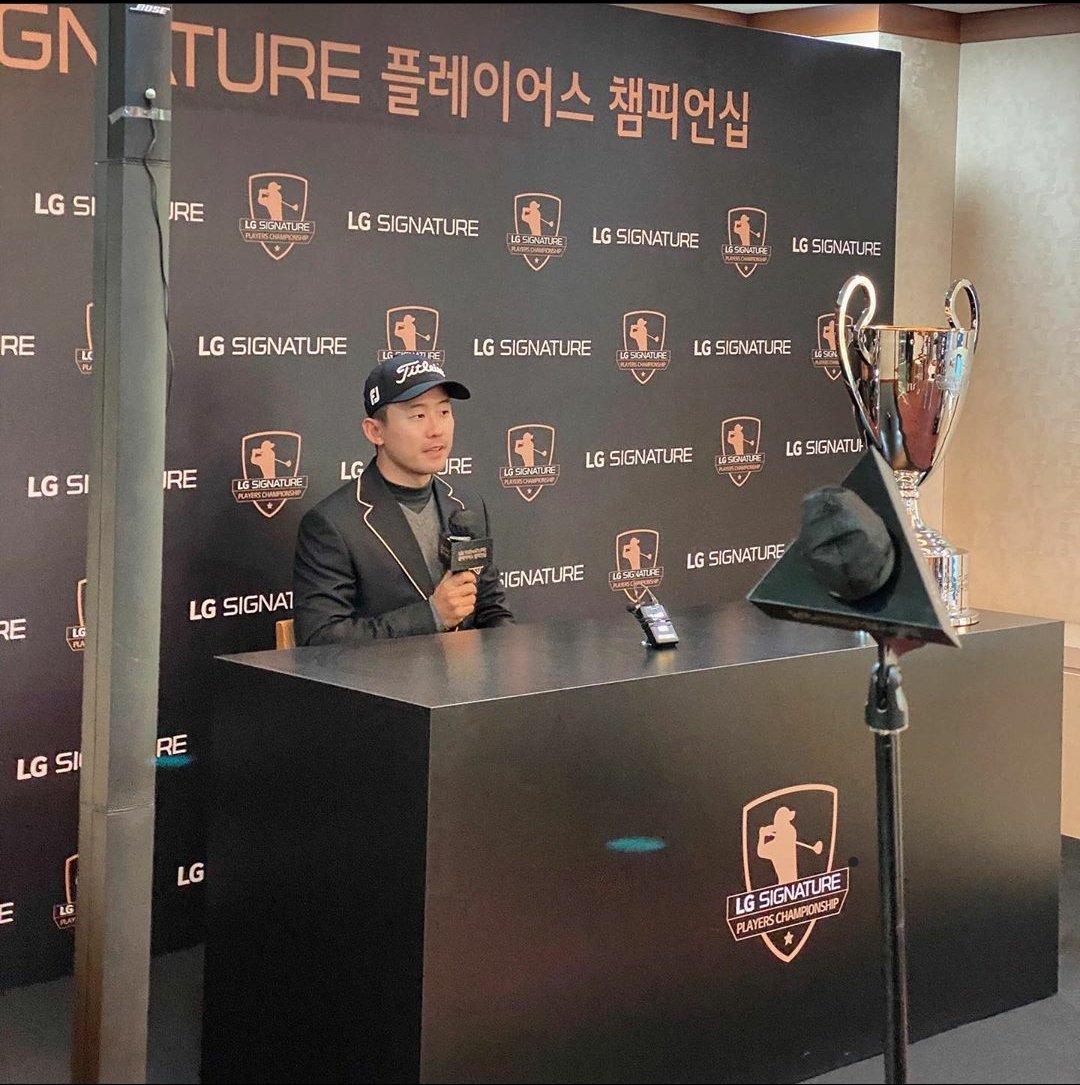 0xjoshglobal's tweet photo. Let's go!👑👑! #KPGA #KoreanTour #한승수 #골프프로 @LGKorea #LGSignature @LGUS @kpga #SSHan #ScubaSquad https://t.co/E2v4sJVJNK https://t.co/472SeZ3GR8