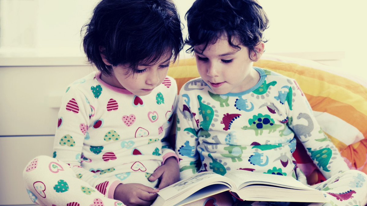 AutismoSmartia's tweet photo. ¡¡🤗 !! Fundamentales los SAACS y la ALFABETIZACIÓN de nuestros niños con autismo para facilitar no sólo su capacidad de comunicación sino su inclusión en el entorno social. Sigue leyendo ➡ https://t.co/kNJytiExaq
#autismo #comunicacion #inclusion  #mundoasperger #smartia https://t.co/lzpqlhNA2d