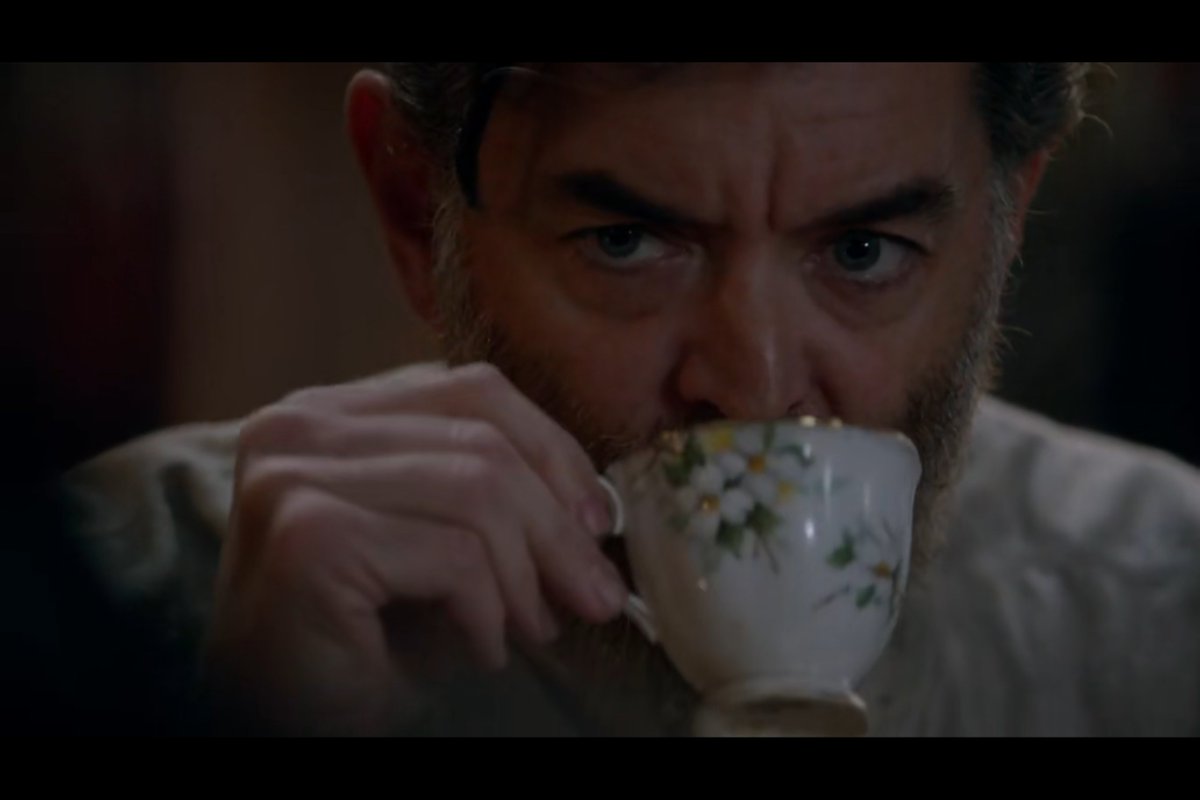jholden23's tweet photo. On the topic of glassware, I had ID'd the cups from #FirstBorn since I figured tea cups would be easy to find. Grabbed this as a hail mary, realized when I got home it still had tea in it. It's the one that @Omundson used. One of my fave items! ❤️TIM!❤️ #Supernatural #SetDecSale https://t.co/4sIkJN5NAW