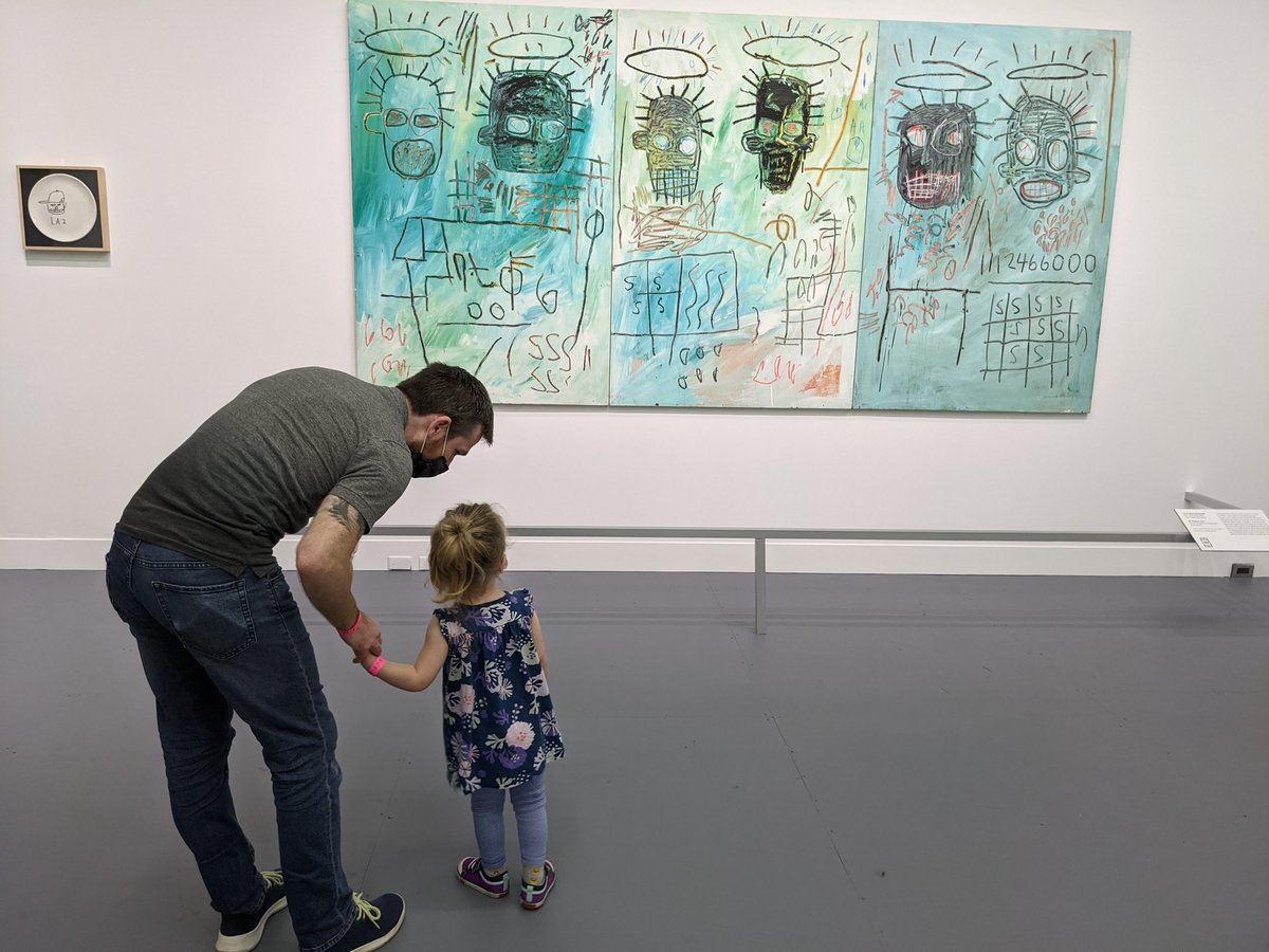 ableimes's tweet photo. Cautiously exploring #Basquiat and the #HipHopGeneration 👑 This kiddo's favorite thing? The fashion, of course 😎 @mfaboston https://t.co/FB5u7uFtKs