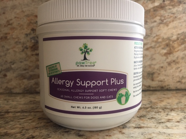 Rene_MacVay's tweet photo. Pets have allergies just like people do. I have found success using @pawTree Allergy Support Plus soft chews to help my cat navigate through her fall allergy flare ups. I wish I found this product sooner... https://t.co/yrNoNKi5bW @nourishedfest #influencer #catallergies #pets https://t.co/muZHSmZXVU