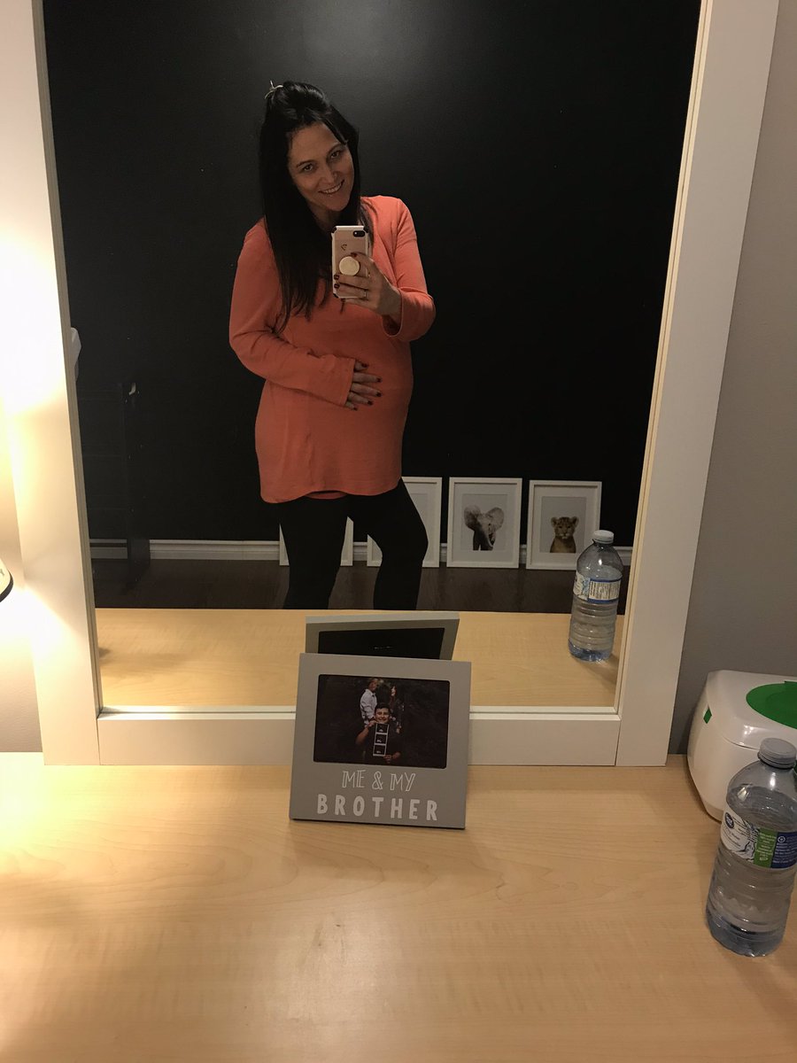 Candice_udle's tweet image. Loving the colours❤️❤️@paintshopcanada #EssexGreen ! #nursery