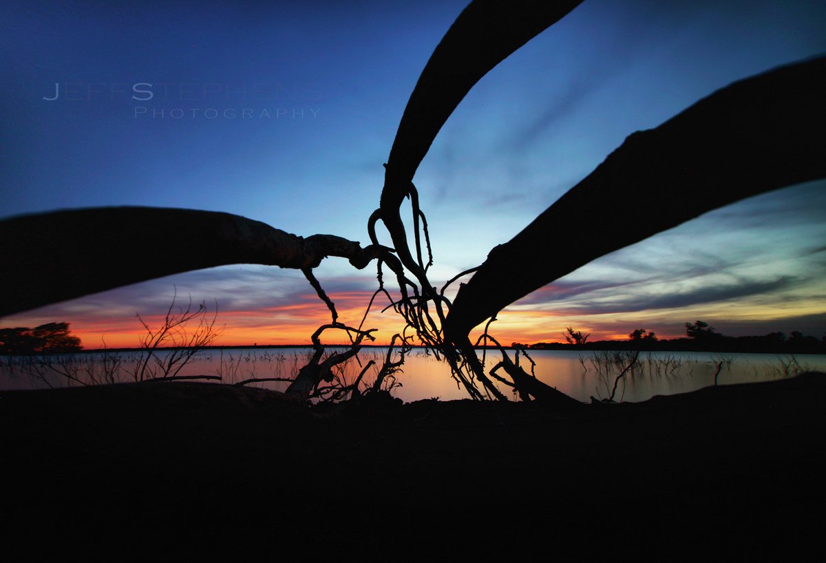 JeffStephensArt's tweet photo. Texas is incredible.
Grapevine,Tx 
@CanonUSAimaging @USAsunrise 
#canonphotography #NaturePhotography #photographer #sunset @500px #sunrise #photooftheday #nature https://t.co/EMhYRGBhJY