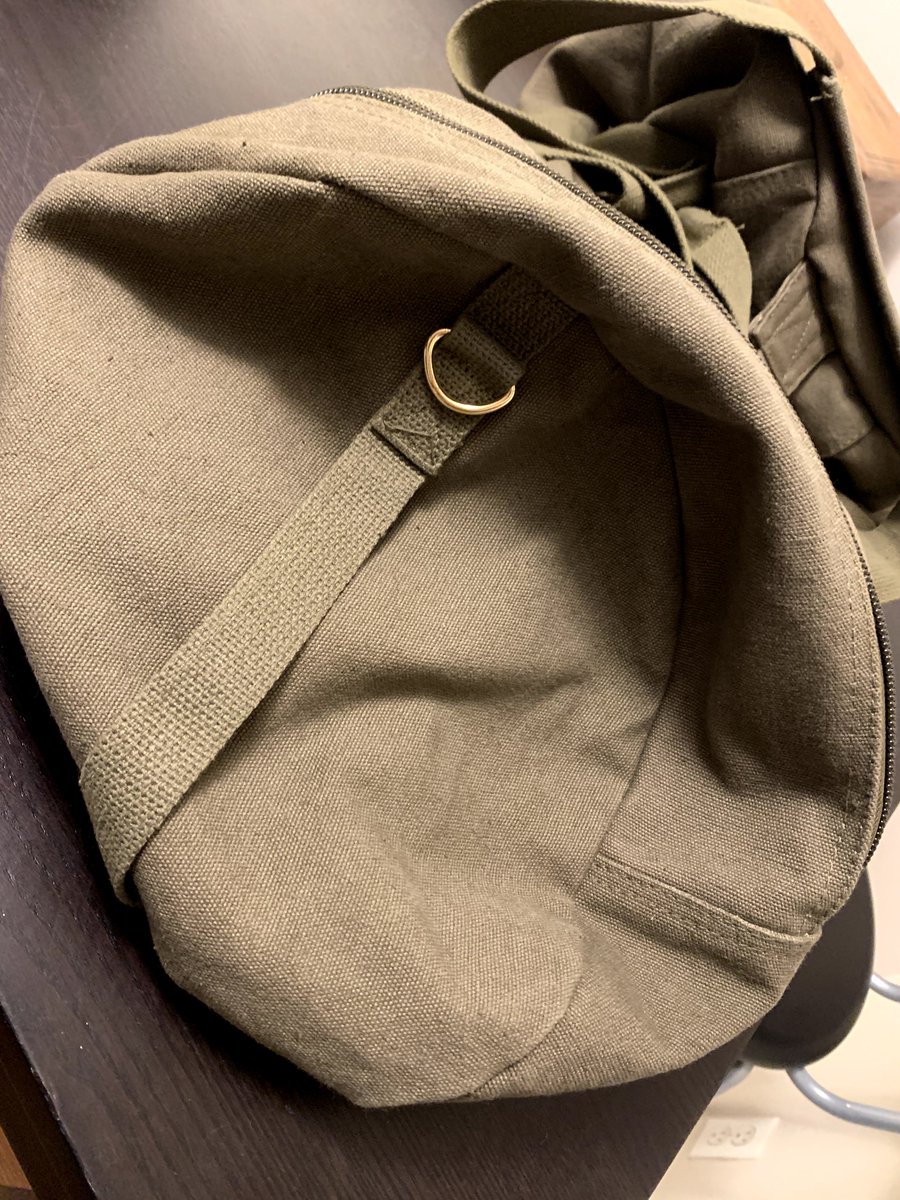 jholden23's tweet photo. I did, however, score @OfficialBrianaB's duffel from 15x18, #Despair. A day I was on set. #Supernatural #SetSale #SetDecSale. This will be a great travel bag! :) https://t.co/9FXT3qmNcW