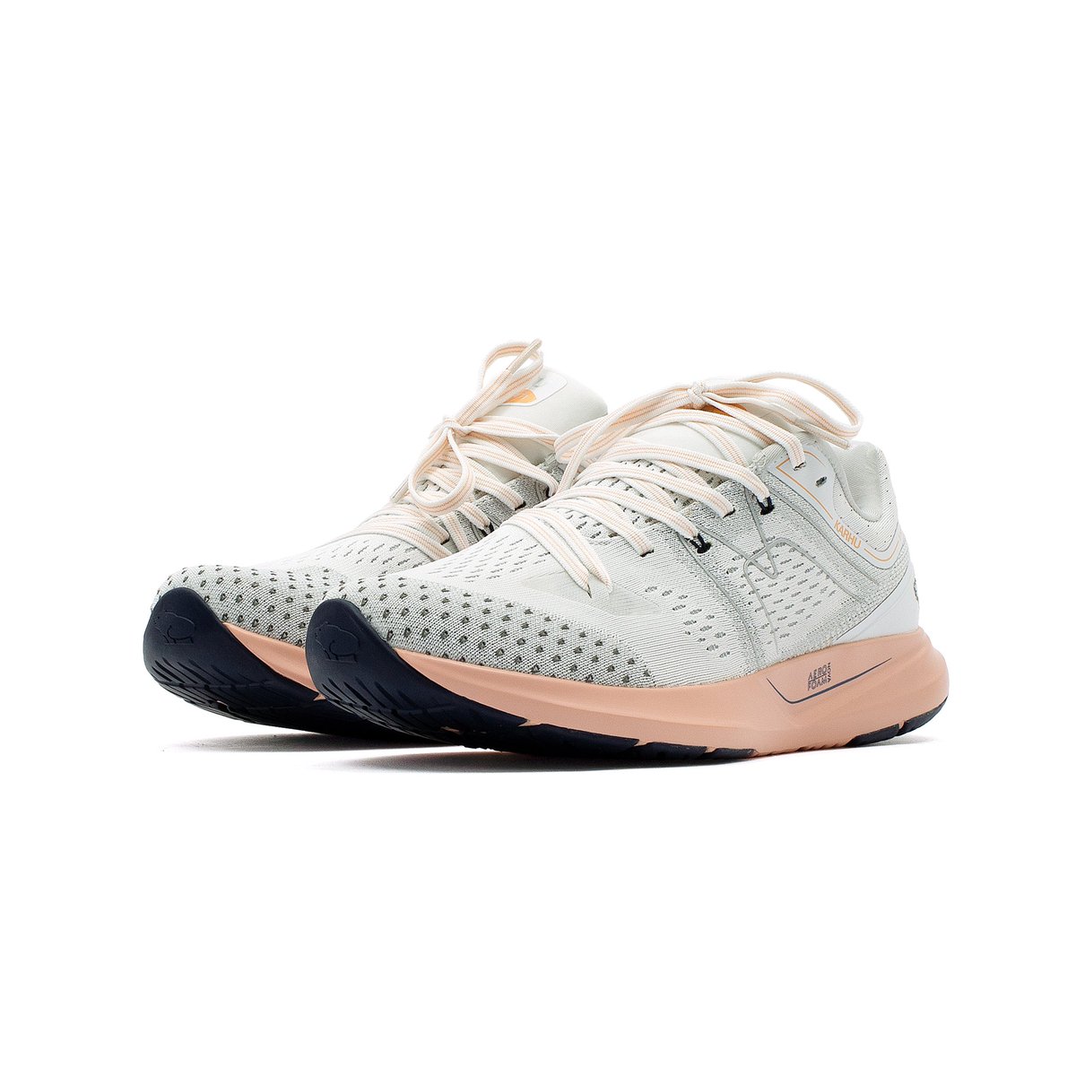 WOEIONLINE's tweet photo. The Karhu Synchron Ortix is available at Woei: €160,- #KARHU #KARHUSYNCHRON #ROTTERDAM #WOEI https://t.co/YEz8Qg0HnF