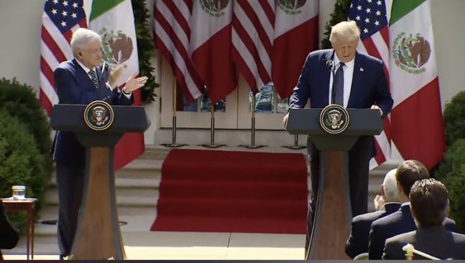 MrLotario's tweet photo. @AiddonValentine @yashar #Elpooper AKA as #ElCacasObrador #ElCacas 
#LopezYouAreNext 
#ElCacasTienePánico https://t.co/wDelQsP2sc