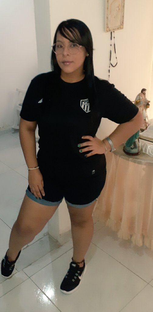 No es la lluvia,es el humo qué vendo 
juemadre!!!
Wenass tardes. 🦈🦈🦈🦈