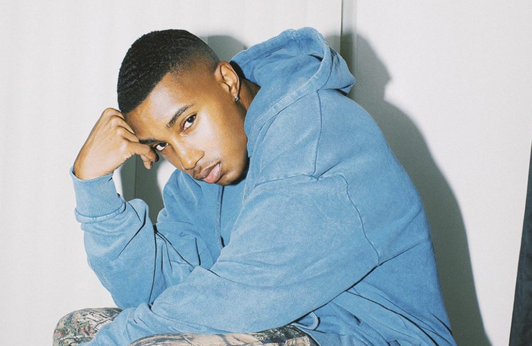 StarryMag's tweet image. .@STVNCHRS speaks exclusively with Editor @NotYerAvgChick about recent track #Singleminded at starrymag.com/steven-christo…! #NewMusic #RnB #RnBMusic