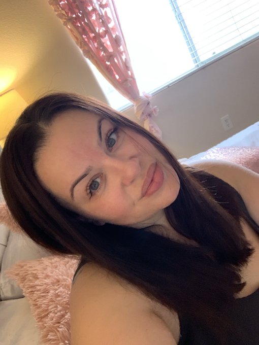 I have a love/hate relationship with washing my hair. It takes so long to wash and dry. But I had the