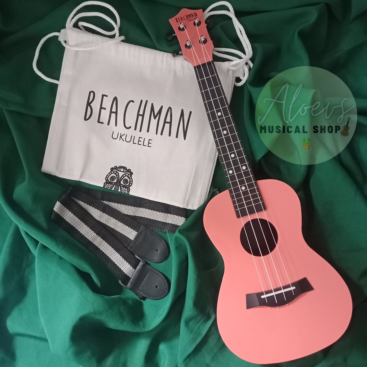 AloevsMusicShop's tweet photo. PHP 1,499 | Free shipping Nationwide!

Clifton's Beachman concert size ukulele❤
#AloevsMusic 
facebook: https://t.co/p89LQS8zhh https://t.co/WbakOOHcJ9
