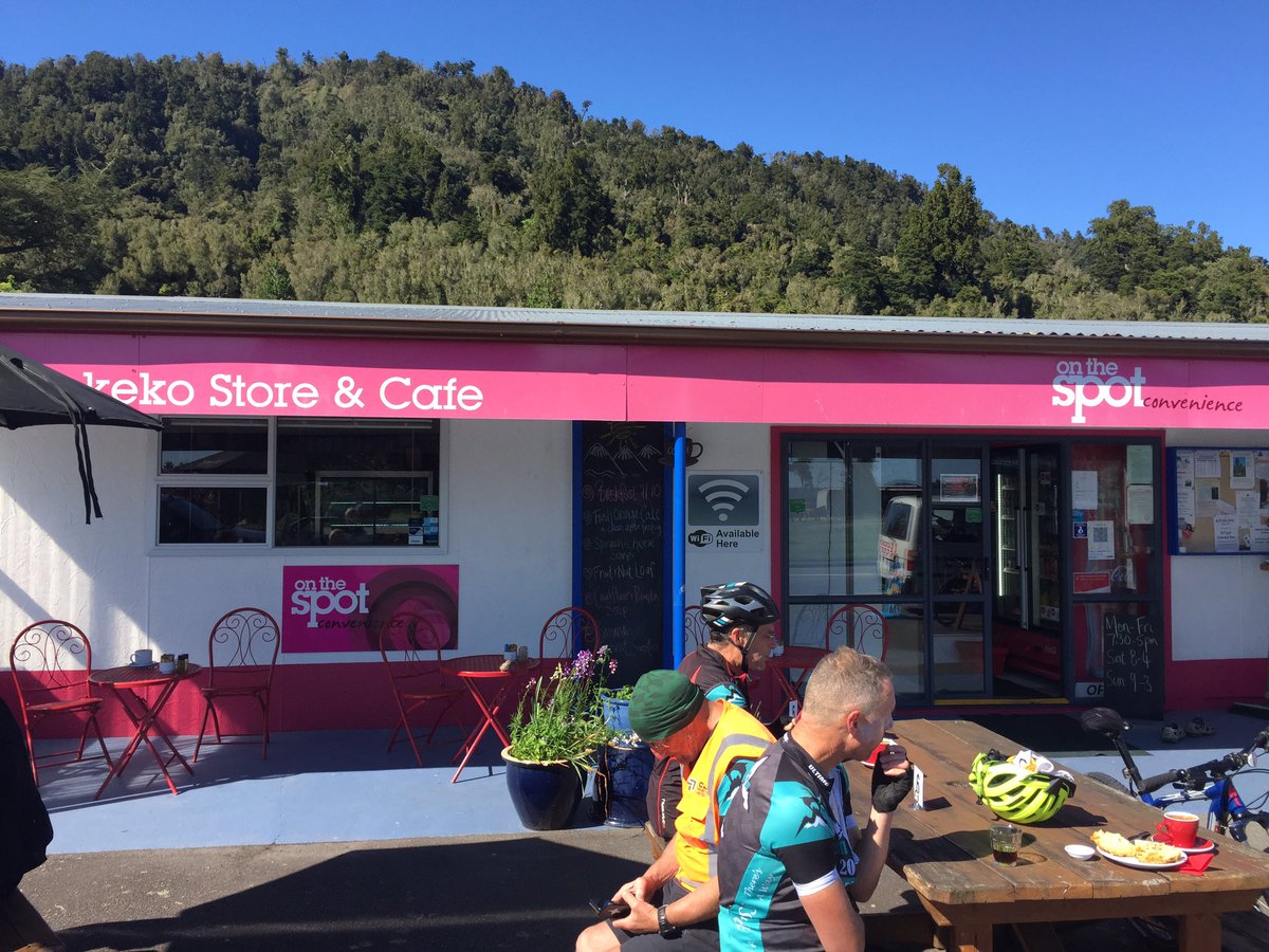 RBlaikie's tweet photo. Coffee ☕️ #5 on #PhantomRide #SouthernAlpsTour

Harihari, Pukeko Store &amp; Cafe. With savoury scone that’s best and freshest on tour so far. #numnum https://t.co/xqtWvL3ZJK