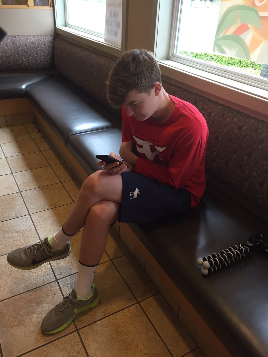 FaZeClan's tweet image. Hi FaZe Apex here just wanted to log in to show you all these very important pictures

Please enjoy and share with your friends #FaZeUp