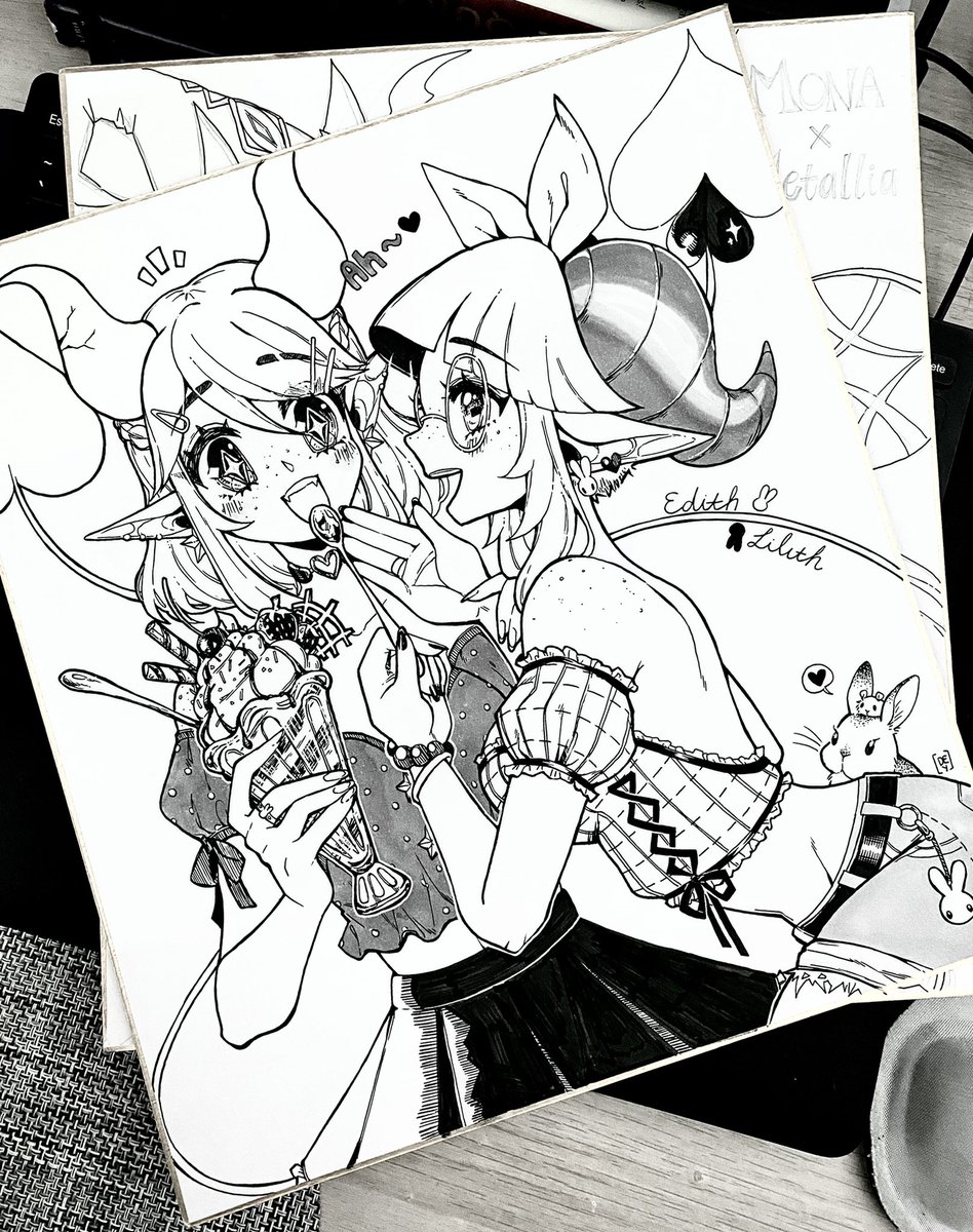 Just two gal pals hanging out?? 