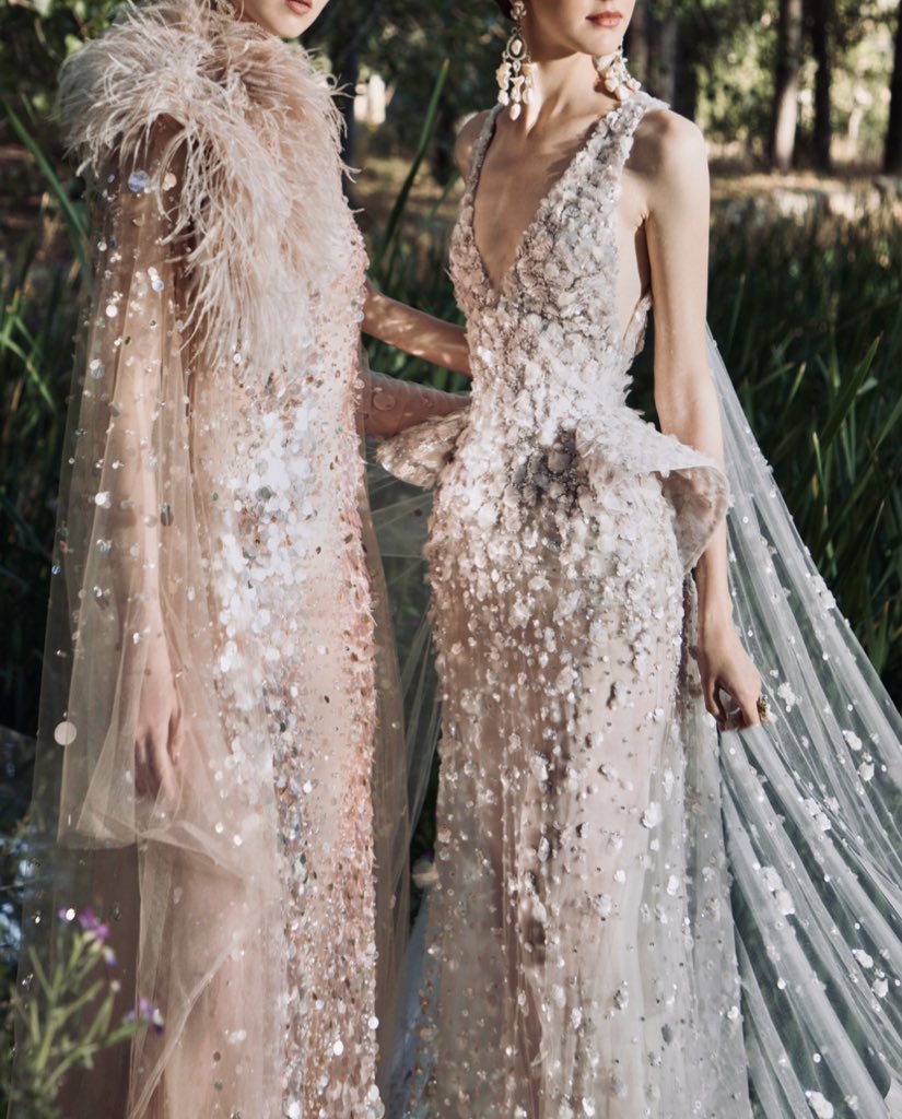femmeduart's tweet photo. Elie Saab FW20 Couture https://t.co/Bp73HuAlDn