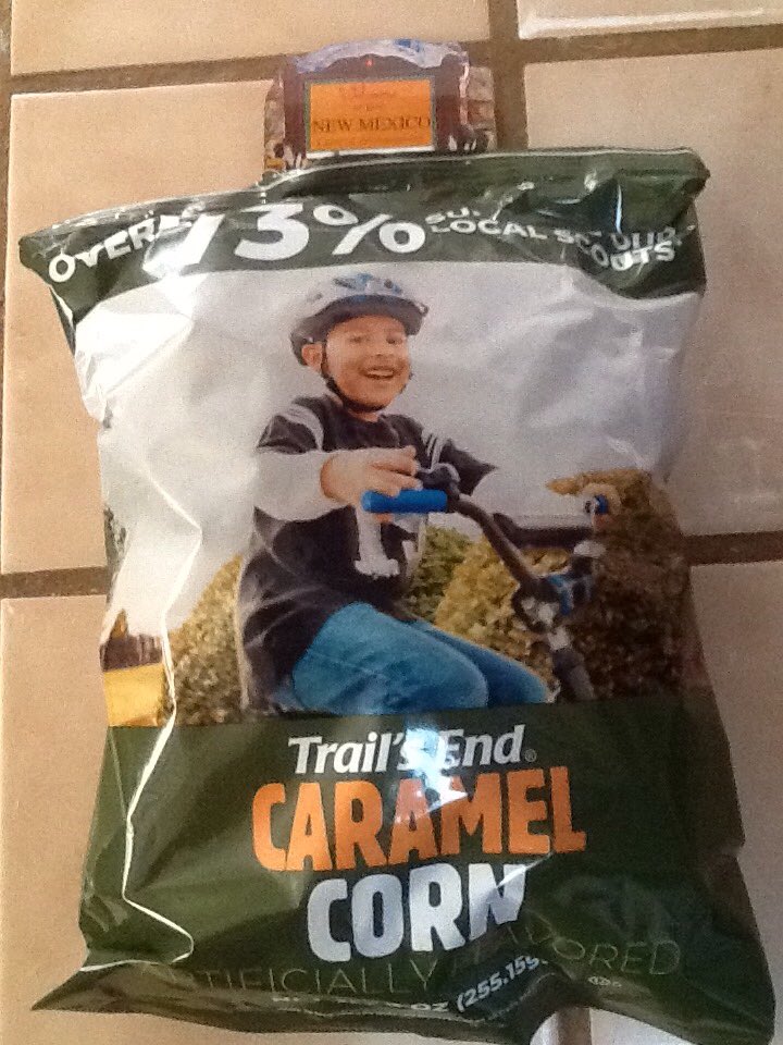 JohnScout's tweet photo. Troop 550 doing popcorn pre-sales at Smith's grocery on a blustery day. Miss me my Trail's End popcorn. https://t.co/6BqxRPnuMe
