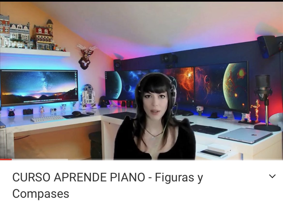 erikalaverika's tweet photo. 🎼🎹Si queréis aprender a tocar el piano de cero, desde casa y #gratis, os recomiendo que sigáis a mi hermana que está haciendo tutoriales con mucho amor ✨

También se agradece el RT ☺️ 💕 https://t.co/DlUdlHYXOz https://t.co/kdOWOLsFko