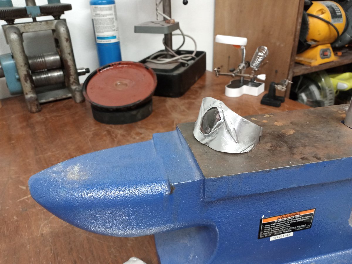 Justnew4Ucom's tweet photo. Just wanted to share my hubby. 
I made cuff bracelets out of aluminum and added a stone. Still needs to be sanded and buffed out. Stay safe Alberto Portalatin https://t.co/qdUb8WyIG1