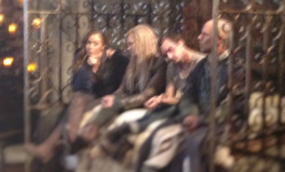 LexaGold1's tweet photo. Crying over this ππππ
#IMissThem #Lexa #Clarke #ClexaBTS https://t.co/r3LrDYVq0k