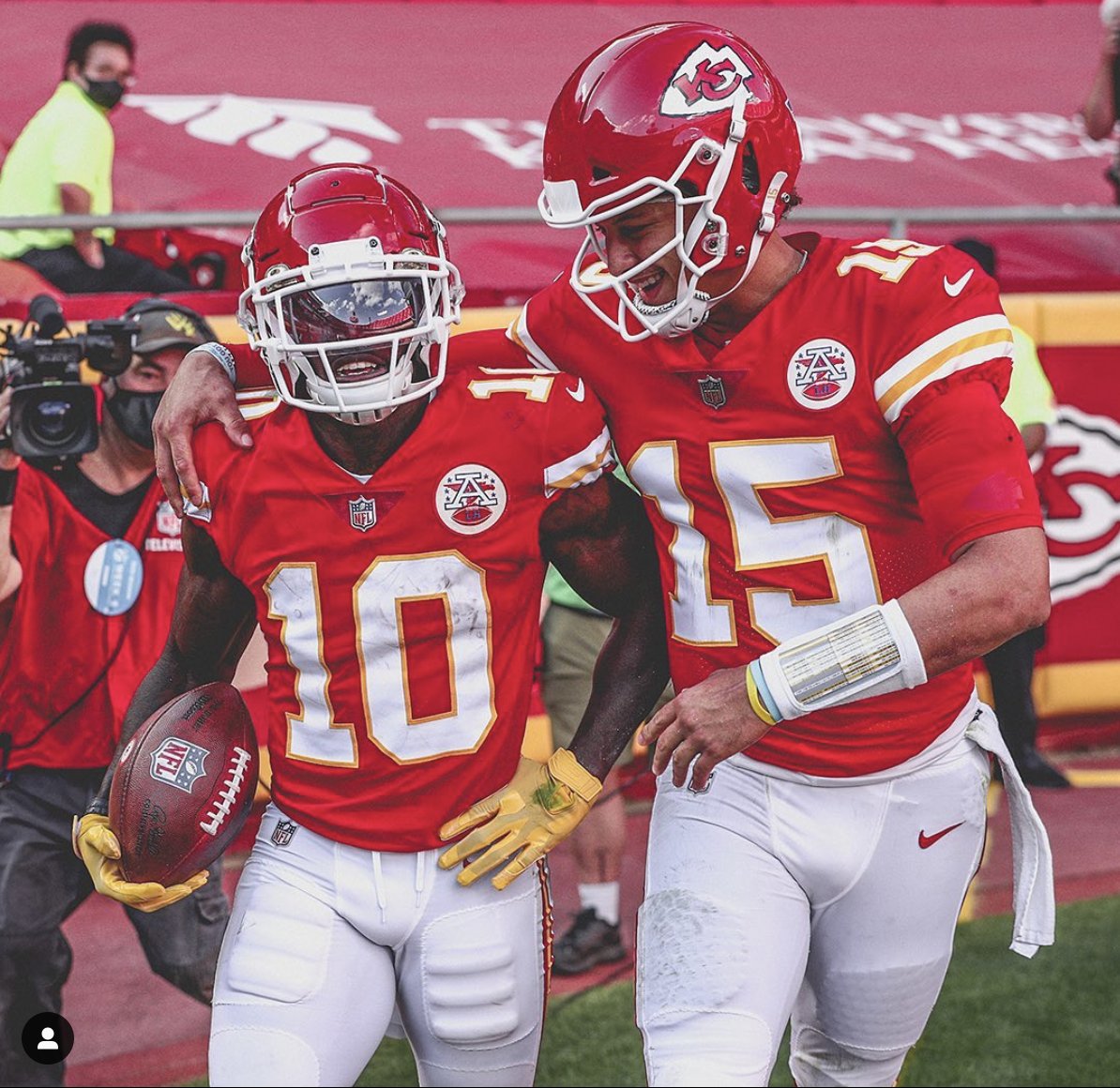 SoulRunner4L's tweet photo. @chiefs quarterback @PatrickMahomes threw his 100th career touchdown pass to our fearless leader @cheetah today.  Just another Soul Runner day! https://t.co/qHbgxhg2Cf