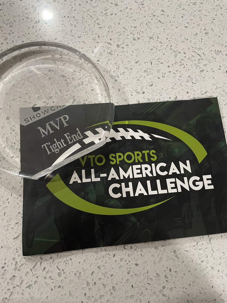 Honored to be TE MVP <a href="/VTOSPORTS/">VTO Sports</a>. Also my guys @RazzBigtime4 (RB MVP) <a href="/boyette_bryson/">Bryson Boyette</a> (OL MVP) <a href="/AliamAppler/">Aliam Appler</a> (QB MVP) 

<a href="/NCPreps/">Deana King</a>