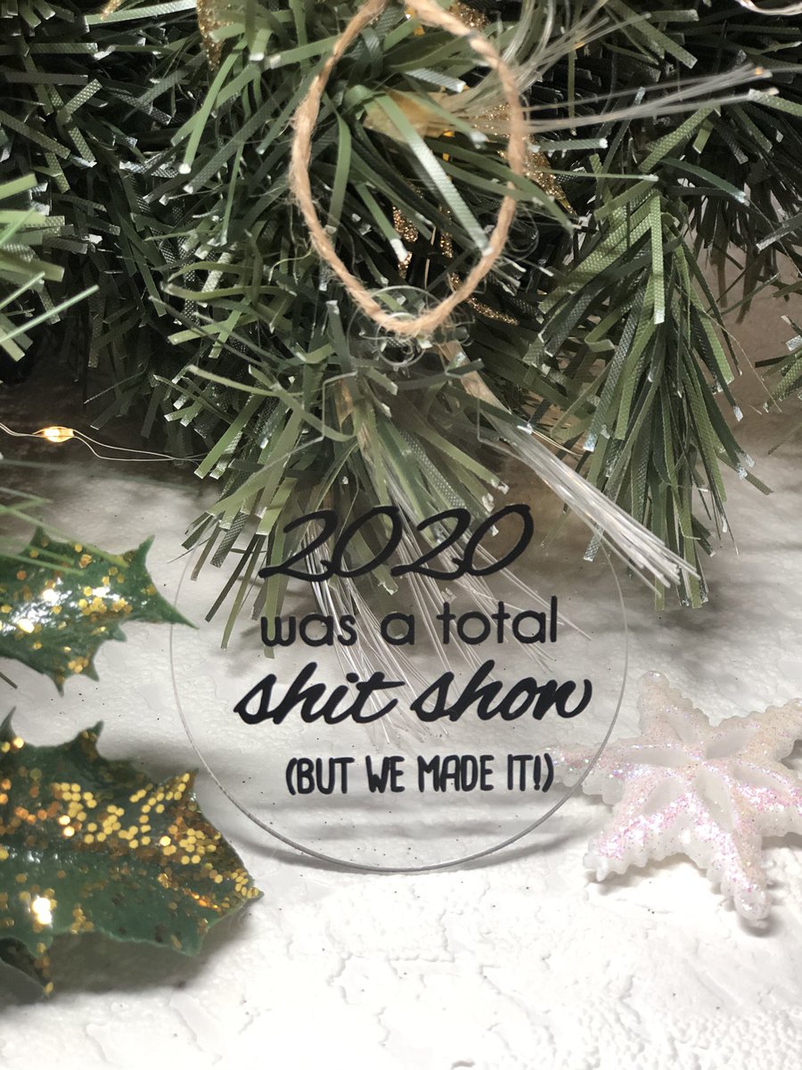 bloomandpassion's tweet photo. @Dan_Brocklebank Personalised glasses, baubles, mugs and a lot more 😊 https://t.co/SVdKSpCvWH