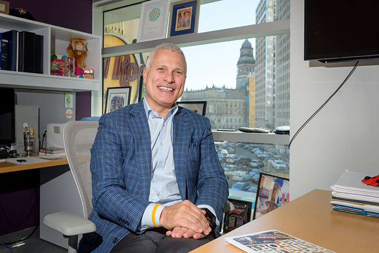 PODCAST: <a href="/EricLarsonLRG/">Eric B. Larson</a>: Downtown #Detroit retailers, restaurants struggling after seven months of pandemic downturn, steep decline in patrons and visitors

…roit-business-9b66cd52.simplecast.com/episodes/eric-…

Partial Q&amp;A transcript here: crainsdetroit.com/conversation/e…

#DetroitRising #DetroitCRE