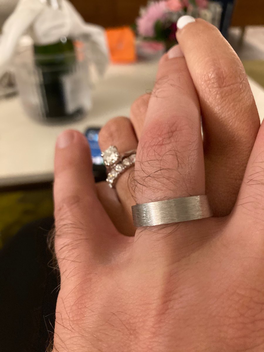 Joe Bennett tweet media