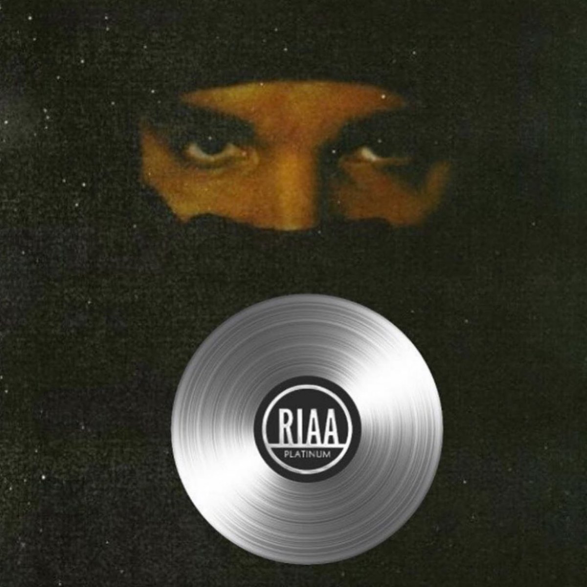 XXL's tweet photo. Drake went platinum off a mixtape, again https://t.co/N1r4VUAysn