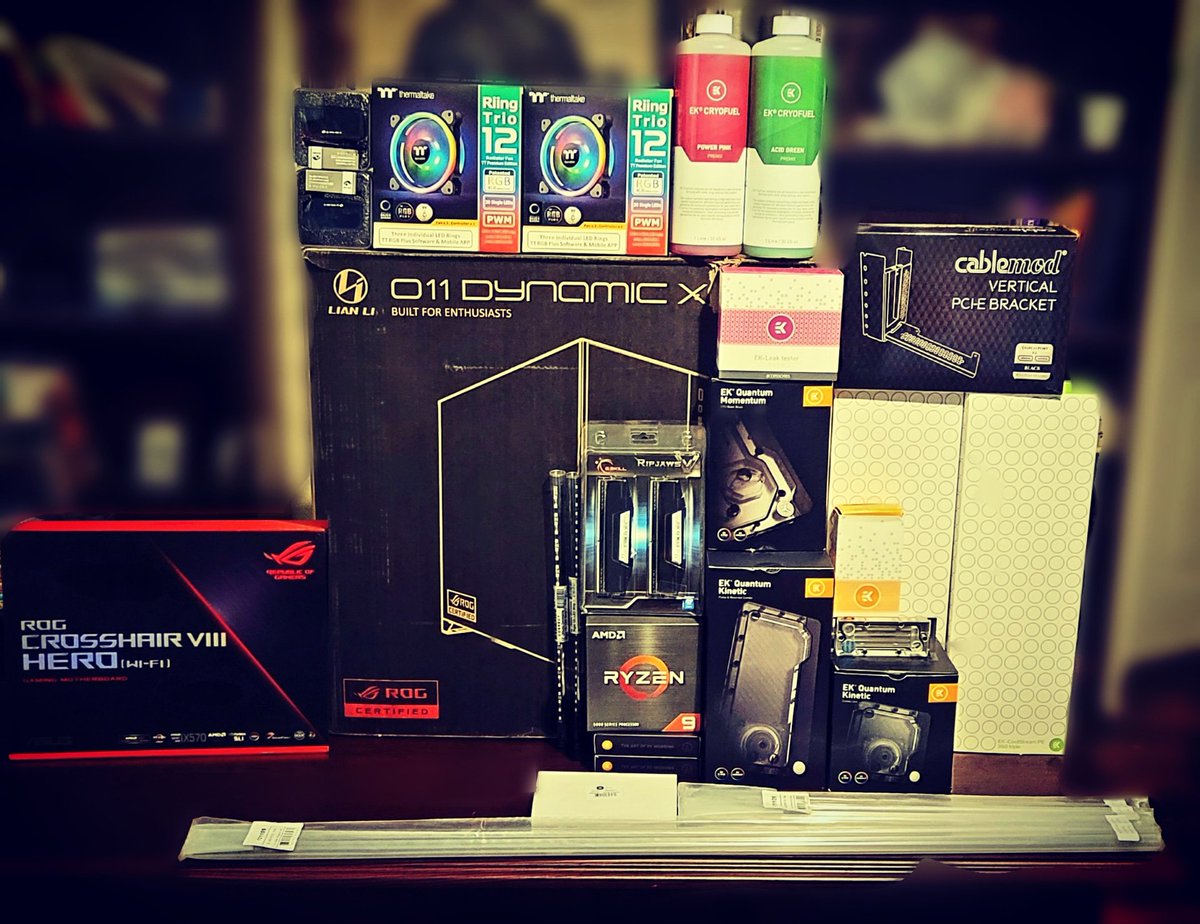 BeardedDonutETH's tweet photo. Duel loop dream build about to go down! #duelloop #ekquantum #amd #5900x #3080FE #ripjawsv #riingtrio #overclock #asusrog @ekwaterblocks @amd @lianlihq @Thermaltake @gskillgaming @ASUS @ASUS_ROGNA https://t.co/sHrPffiqpV