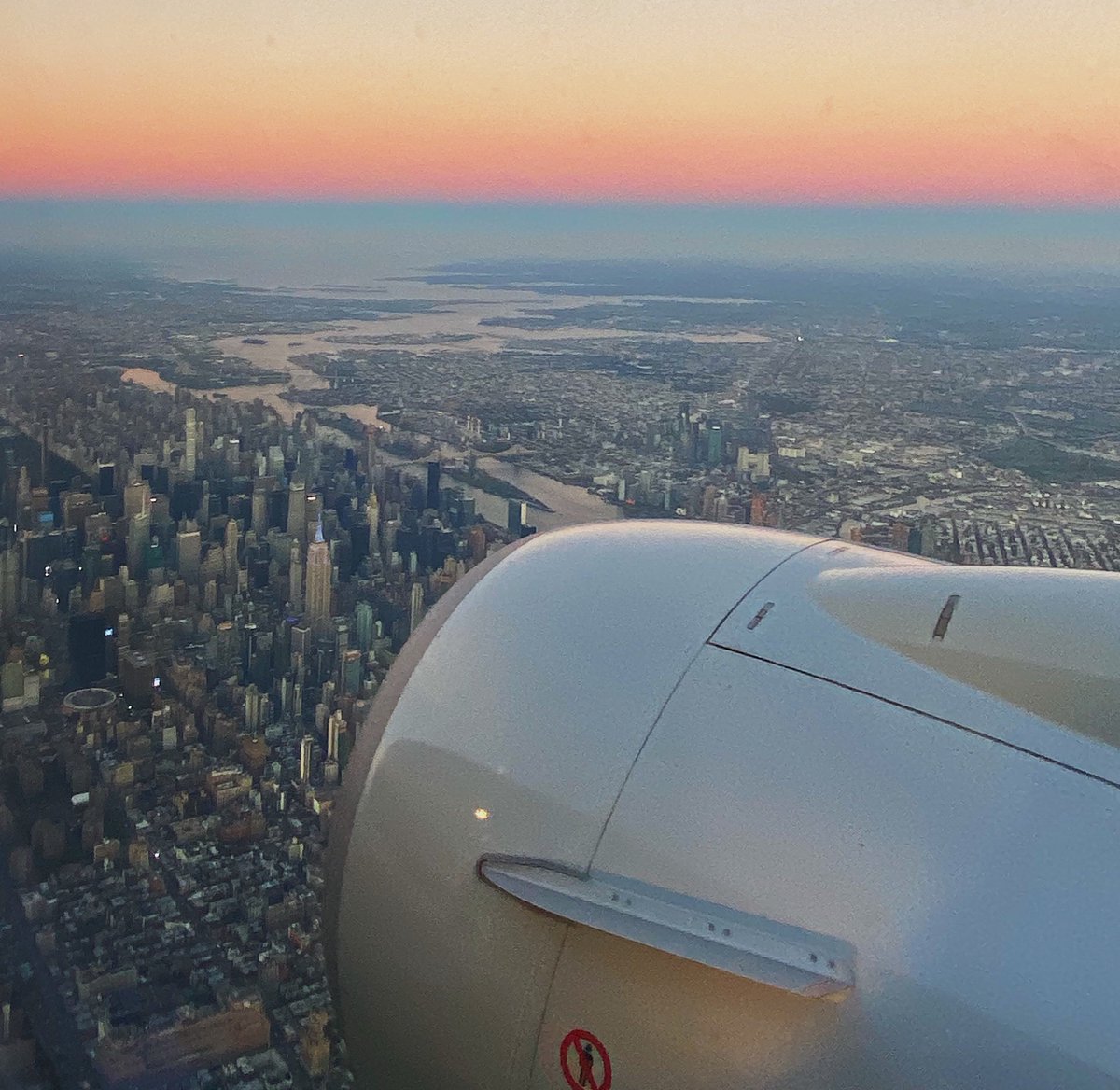 ajadawnl's tweet photo. concrete jungle where dreams are made of https://t.co/gm8SIDLQGZ