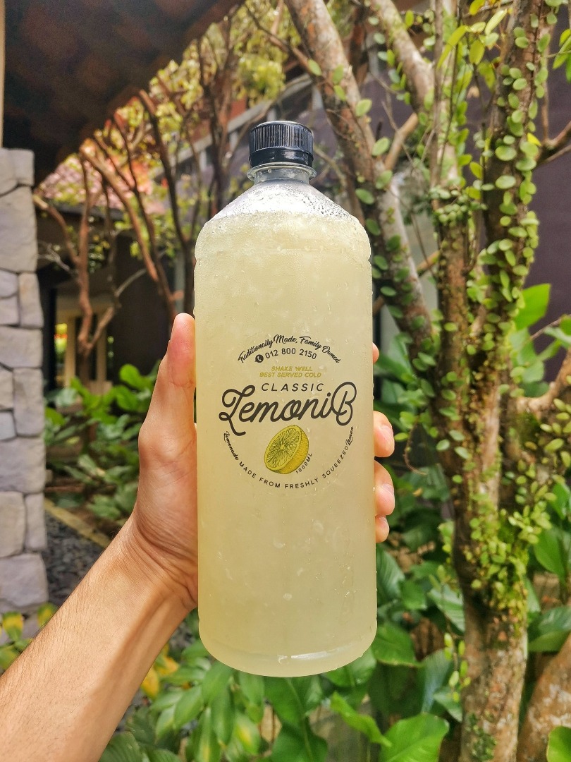 neroispojie's tweet photo. #Lemonib - Homemade fresh lemonade by Ib

🍋Lemon Rich in Vitamin C
🍋Lemon All natural, zero preservative
🍋Lemon Fresh, healthy, and delicious!

Have you try it? Place your order here
📲 https://t.co/vJ8QtuNHy3

Thank you! https://t.co/TBMtF1HULO
