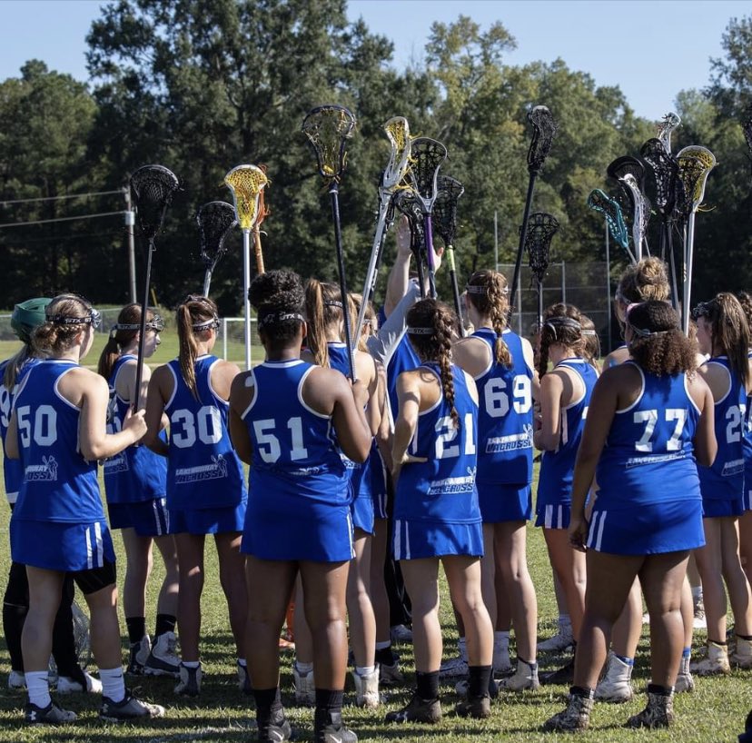 LadyFoxesLax's tweet photo. Congratulations to all the Lady Foxes who participated in the Lake Norman Fall Lacrosse Classic this weekend. These teams played hard against tough competition from around the Southeast. We are proud of you ladies!  #dfgirlslax https://t.co/x3XQiIiwUt