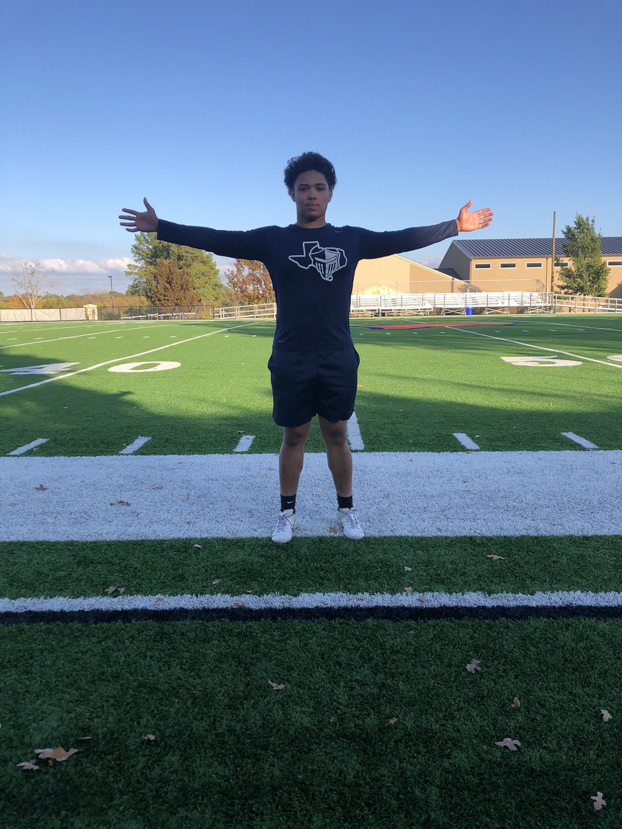 TEP5252's tweet photo. Have a kid looking for a new Juco!
Great hips, good feet and plays the run and pass really well!

DM for huddle https://t.co/1OGwrchcsN
