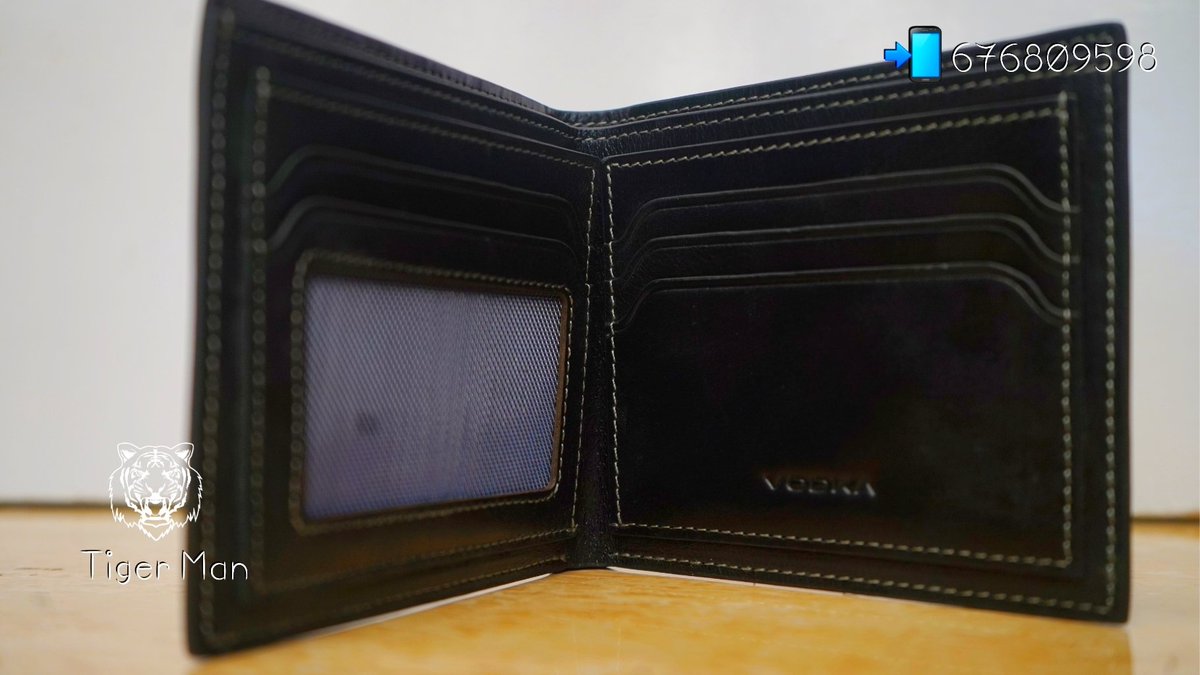 Tiger_Men237's tweet photo. Portefeuille en Cuir de marque Vodka

Cuir noir Non Cirable
Intérieur cuir

5000 https://t.co/GYCFqQh3qM