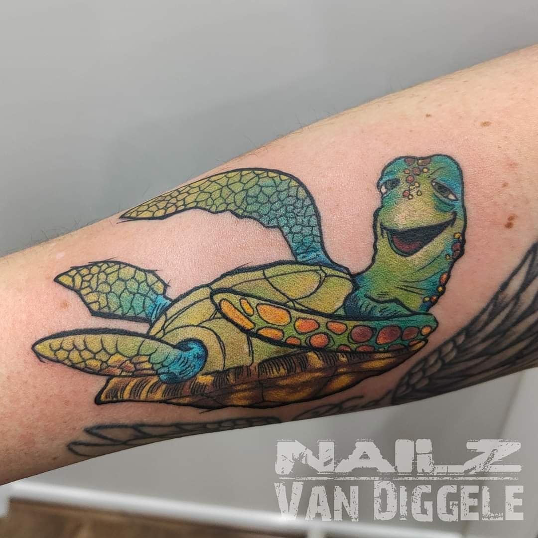 NailZ Van Diggele on Twitter Duuude crushed it Fun lil Finding Nemo  banga on the forearm tattoos inked artist crush findingnemo squirt  httpstco9wh9qXwCFr  Twitter